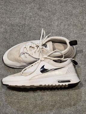Nike White with Black Swoosh Air Max-Style Sneakers Womens Size 9